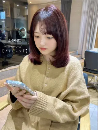 ミディアム カラー 韓国🇰🇷レイヤー 映える顔周り🩷のヘアスタイル