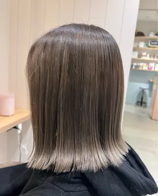 ミディアム calm by Re:berta所属・サラツヤ美髪矯正✨️ 平木亜美‪のヘアスタイル