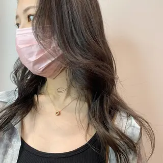 ロング カラー 安田 朱由のヘアスタイル