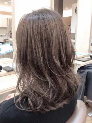 ミディアム カラー 尚平 40代からの 髪質改善専門のその他イメージ