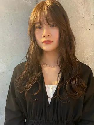 ロング カラー ウツワ所属・高円寺/loca/ 田中南帆のヘアスタイル