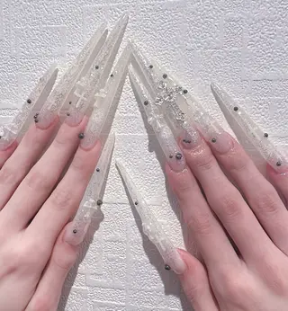 ネイル D-BEAUTY Nailsalonのネイルデザイン