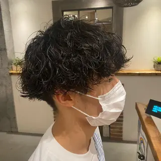 ショート カラー パーマ ヘアアレンジ メンズ 🍀髪質改善 ケアカラーrootsのヘアスタイル