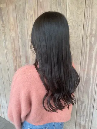 ロング 西田 朋華のヘアスタイル