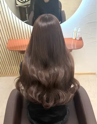 ロング WATARU/ 韓国風巻き髪のヘアスタイル