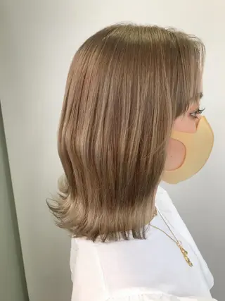 ミディアム カラー EMANONシェアサロン心斎橋店所属・韓国メンズヘア　ミル クティボブ　足立佳代のヘアスタイル