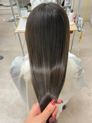 ロング カラー Flulu by avance. cross所属・艶感カラー🫧‪三浦 衣織のヘアスタイル