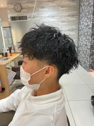 パーマ メンズ ザクザクレイヤー 🍀/ブリーチ/小田のヘアスタイル