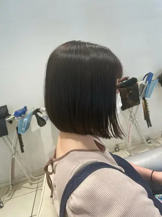 ミディアム MODEks eau 佐藤優志のヘアスタイル