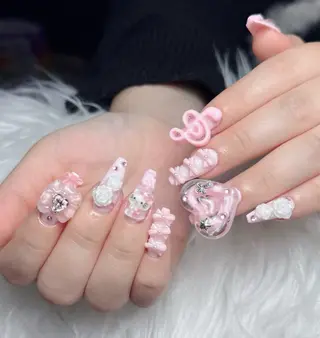 ネイル Lenie Nail Okuboのネイルデザイン