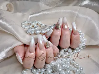 ネイル ✨Nailsalon Vi+✨のネイルデザイン