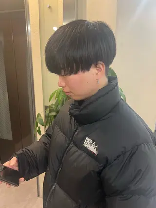 メンズ メンズ職人/センター パート/富沢真斗のヘアスタイル