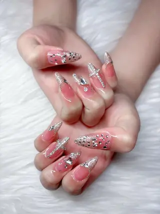 ネイル Yudia tamakiのネイルデザイン