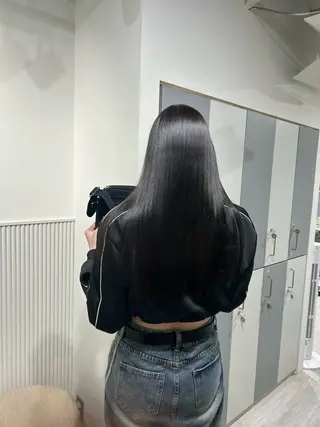 ロング LOVESTOIKE 井上つぐみ/透明感のヘアスタイル