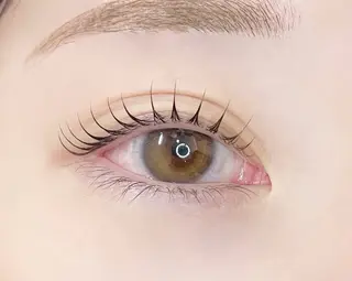 マツエク・マツパ まつ毛と眉毛の専門店eye mor.-アイモア-江南店所属・尾崎 愛華のマツエク・マツパデザイン