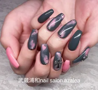 ネイル R inのネイルデザイン