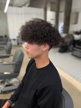 パーマ メンズ パーマ特化/フェザー パーマシャドウ/真生のヘアスタイル