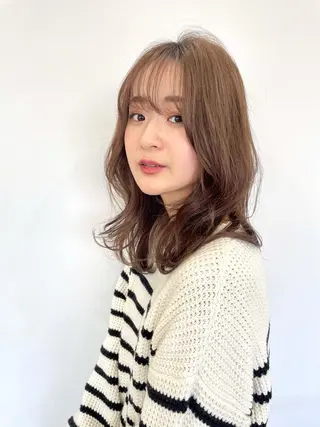 ミディアム 大江 美穂のヘアスタイル