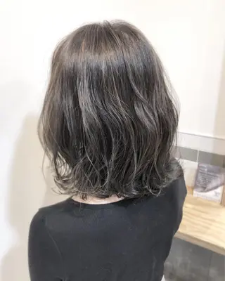 ミディアム カラー 髪質改善ストレー ト指名NO.1林駿希のヘアスタイル