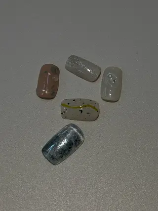 ネイル momo △TRIOSのネイルデザイン