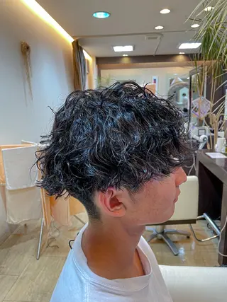 ミディアム パーマ メンズ メンズパーマ 赤司 泰樹のヘアスタイル