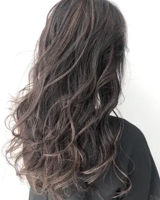 ロング カラー ヘアアレンジ 【公式】amble luxe池袋東口🩷のヘアスタイル