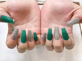 ロング ネイル SOARE🤍 🤍のネイルデザイン