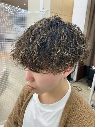 ショート パーマ メンズ 市川 博紀 店長のヘアスタイル