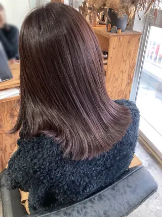ミディアム roka ノゾミのヘアスタイル