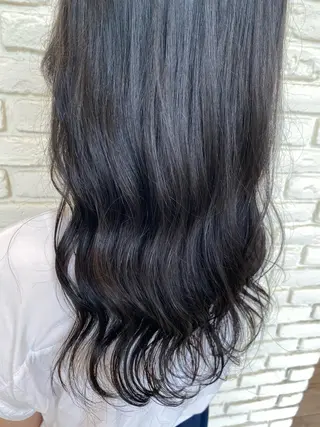 セミロング カラー ami🍑艶カラー/ 髪質改善/透明感のヘアスタイル