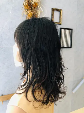 ミディアム パーマ 本多 美羽のヘアスタイル
