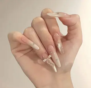 ロング Bling Salonのネイルデザイン