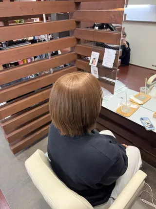 ミディアム カラー Lil by lamiell所属・Lil たくみのヘアスタイル