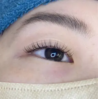 マツエク・マツパ Musee de Sorciere立川店(ミュゼドゥソルシエール)所属・🌷 natsumi　🌷のマツエク・マツパデザイン