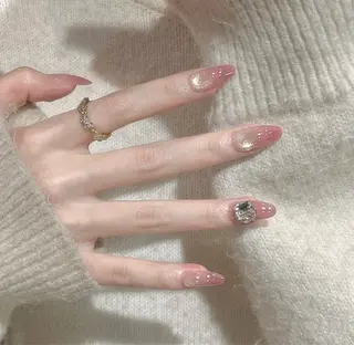 ネイル yuri nail salon所属・Yuri ユリのネイルデザイン
