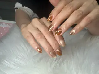 ネイル H’ami nailsalon 新大久保店所属・リサ 長さだし✨のネイルデザイン