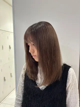 ミディアム ハイトーンカラー🤍 やないのヘアスタイル