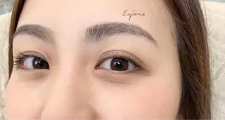 マツエク・マツパ Eyore 櫻木 沙羅の眉毛・アイブロウイメージ