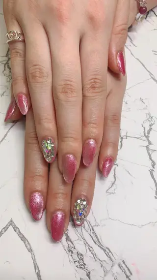 ネイル はな💎ネイル ワンホン、長さ出しのネイルデザイン