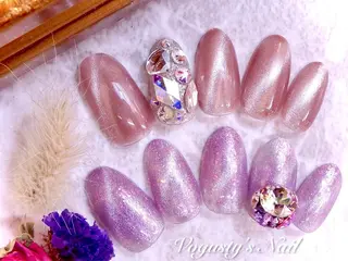 ネイル Vogusty's Nail鶴見店 髙橋のネイルデザイン