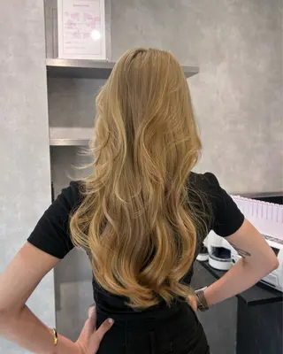 ロング 大人レイヤー/艶美髪 🇺🇸TOMONAのヘアスタイル