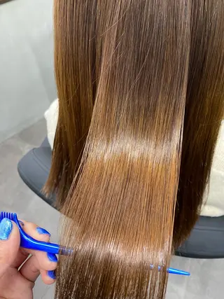 ロング ブリーチ/インナー カラー/長峯美羽のヘアスタイル