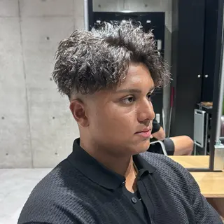 ショート METS CRAFT HAIR所属・原宿メンズ/パーマ/ フェード/REOのヘアスタイル