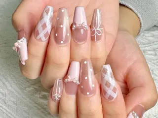 ネイル Momo 🤍のネイルデザイン