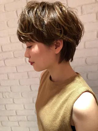 ショート パーマ THE DAY所属・AKI HASHIMOTOのヘアスタイル
