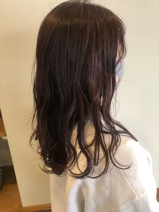 カラー AGREE Momokaのヘアスタイル