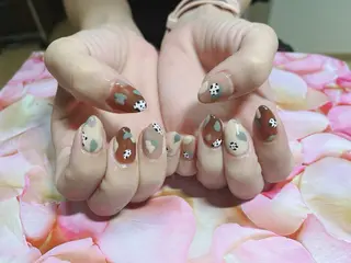 ミディアム hs nail salonのネイルデザイン