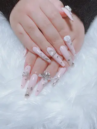 ネイル W&nail  slon所属・W·mai nail 関内のネイルデザイン