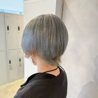 ショート カラー ハイトーン／透明感 カラー Mioのヘアスタイル