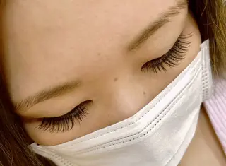 マツエク・マツパ Le'a first【レアファースト】 京都店所属・Le'a first ユイの眉毛・アイブロウイメージ